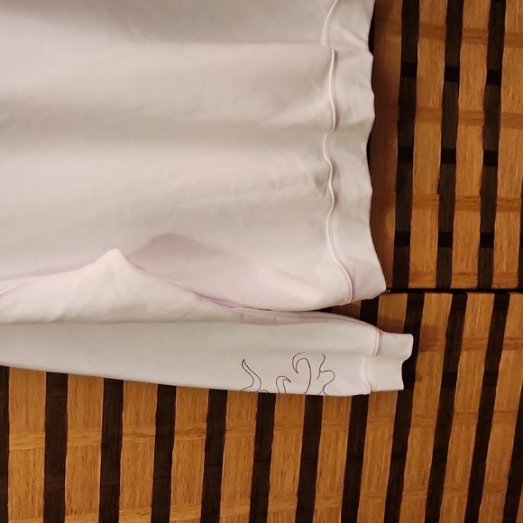 NWT! Disney nightmare sweatshirt goth - Picture 7 of 8